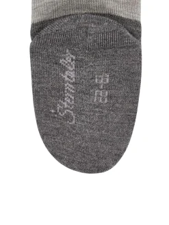 Active Socken lang in hellgrau mel.