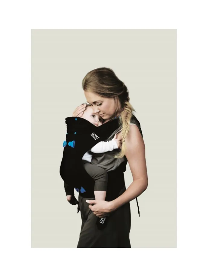 Babytrage "Pao Papoose" in Schwarz