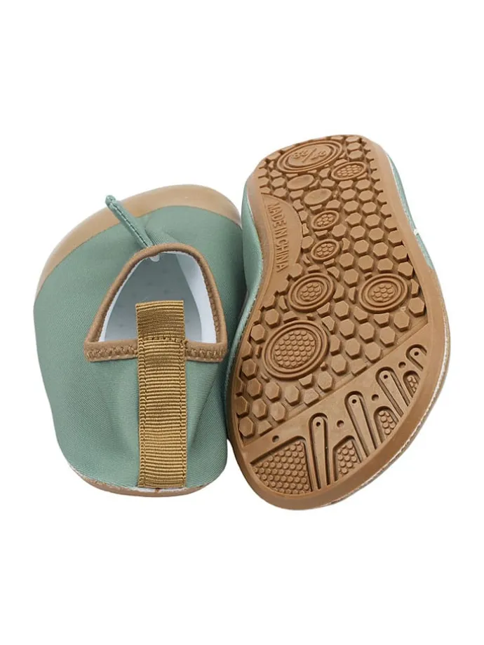 Badeschuhe in Grün