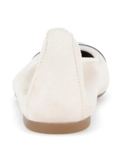 Ballerinas in Beige