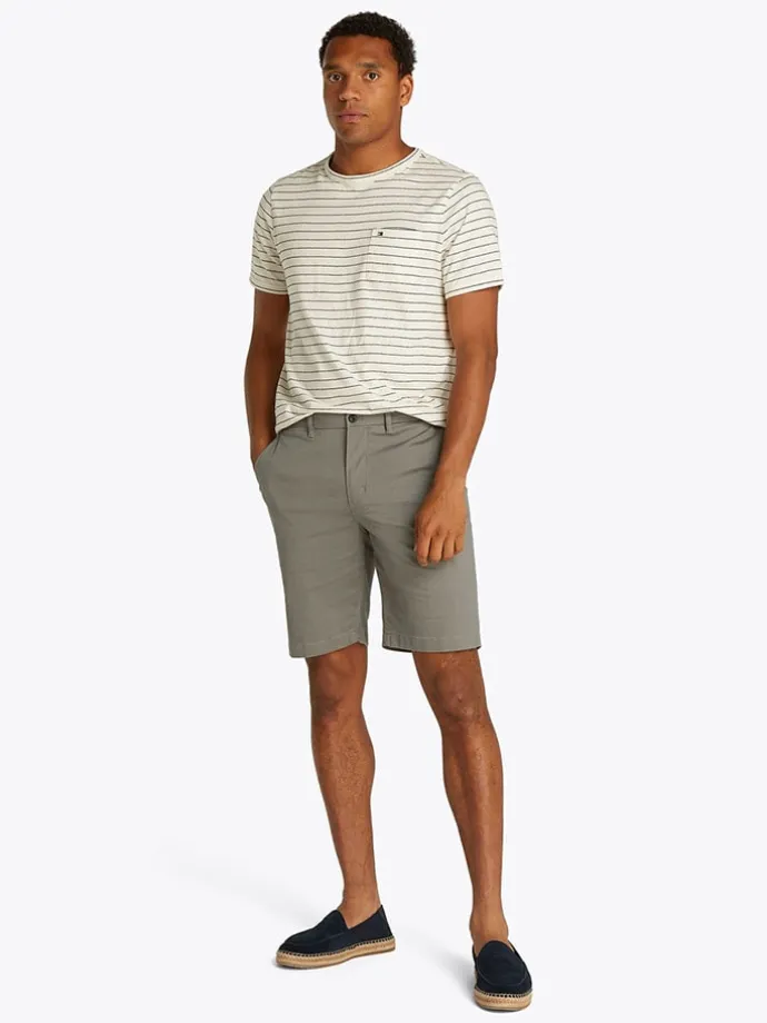 Bermudas in Grau