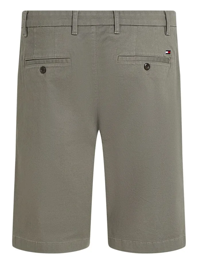 Bermudas in Grau
