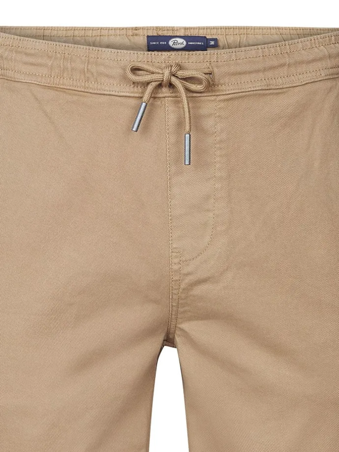 Bermudas in Hellbraun