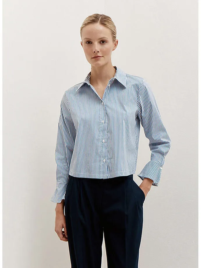 Bluse in Hellblau