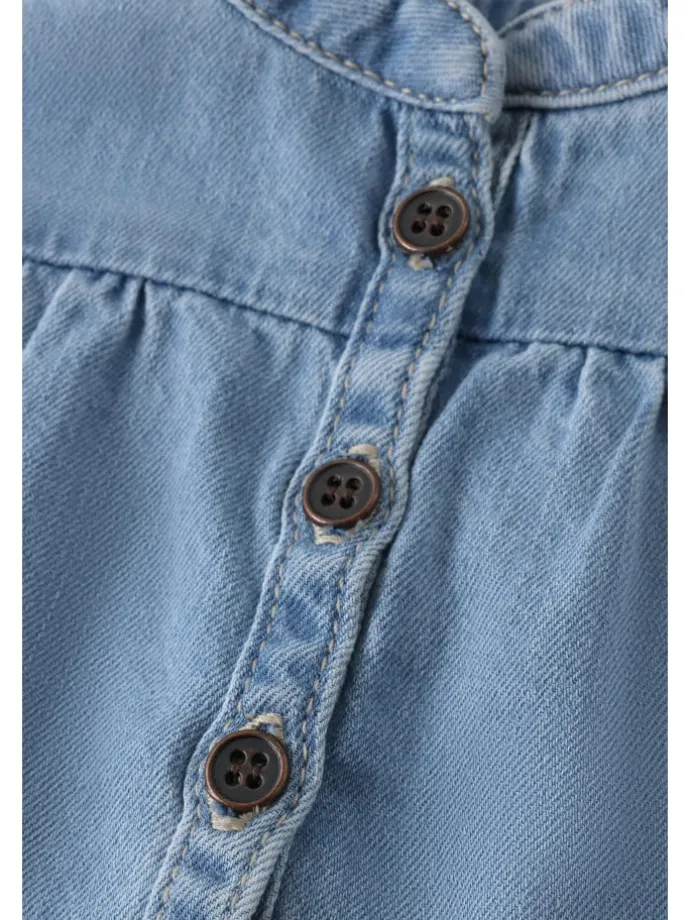 Bluse in Light Blue Denim