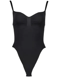 Body in Schwarz