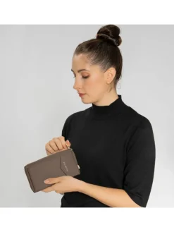 Bologna Leather Handytasche Leder 11 cm in taupe