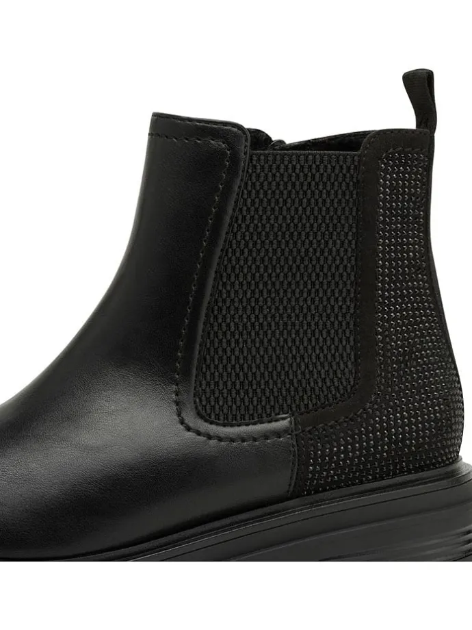 Boots in Schwarz