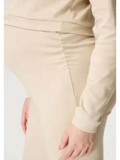 Business Hose Umea in White Pepper