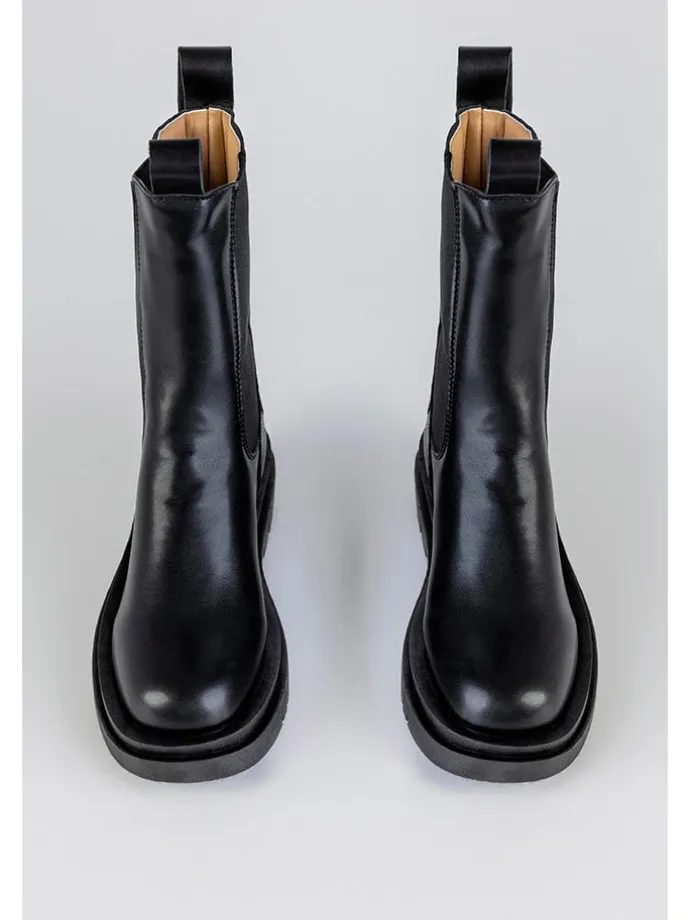 Chelsea-Boots in Schwarz