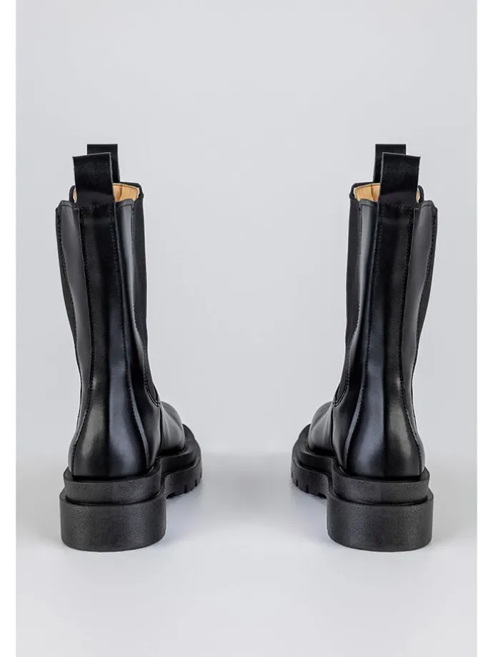 Chelsea-Boots in Schwarz