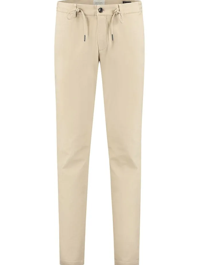Chino in Creme