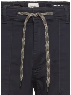 Chino in Dunkelblau