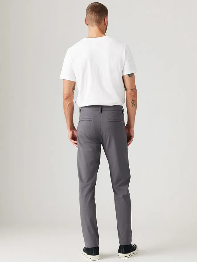 Chino in Grau