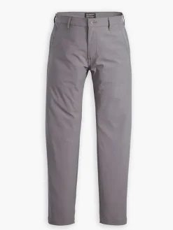 Chino in Grau