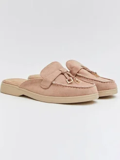 Clogs in Beige
