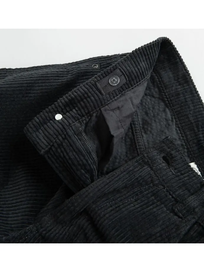Cordhose in Schwarz