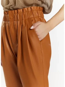Damen Lederhose in Cognac