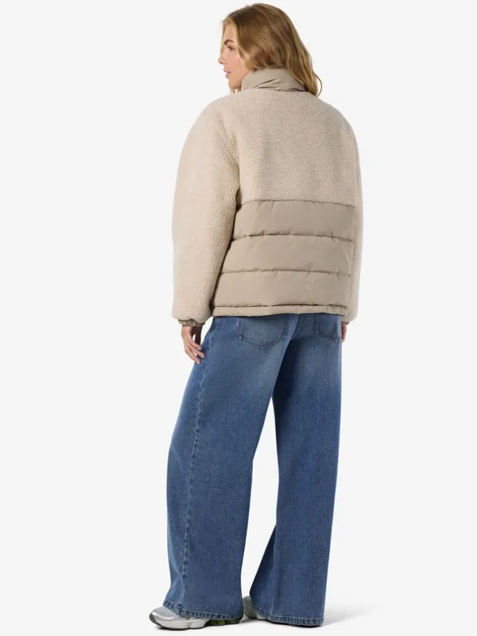 Daunenjacke in Beige