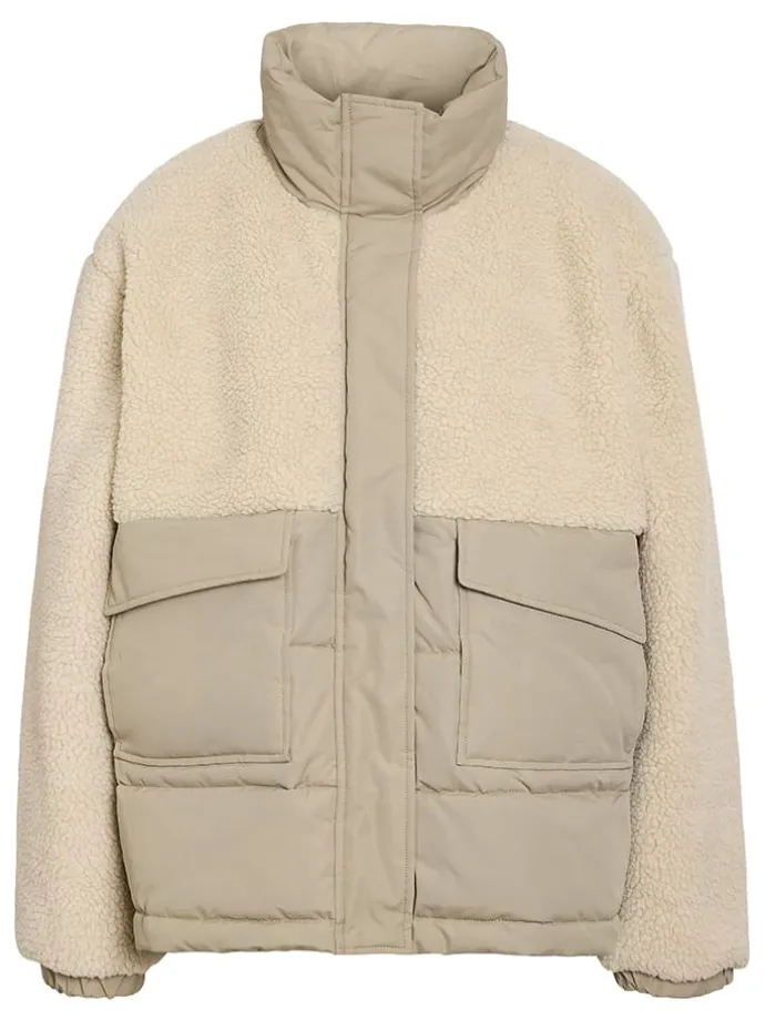 Daunenjacke in Beige
