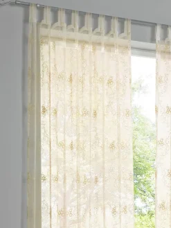 Dekostore in Creme
