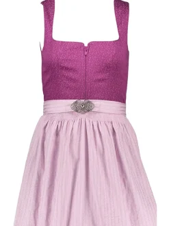 Dirndl in Lila