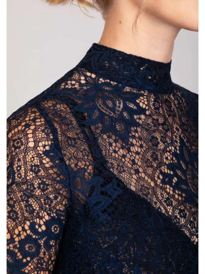 Dirndlbluse Sissi Marineblau in blau