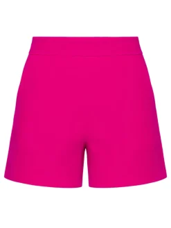 Elegante Shorts in Himbeerrot