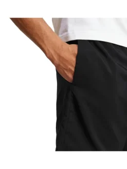 Essentials Small Logo Chelsea Shorts in Schwarz