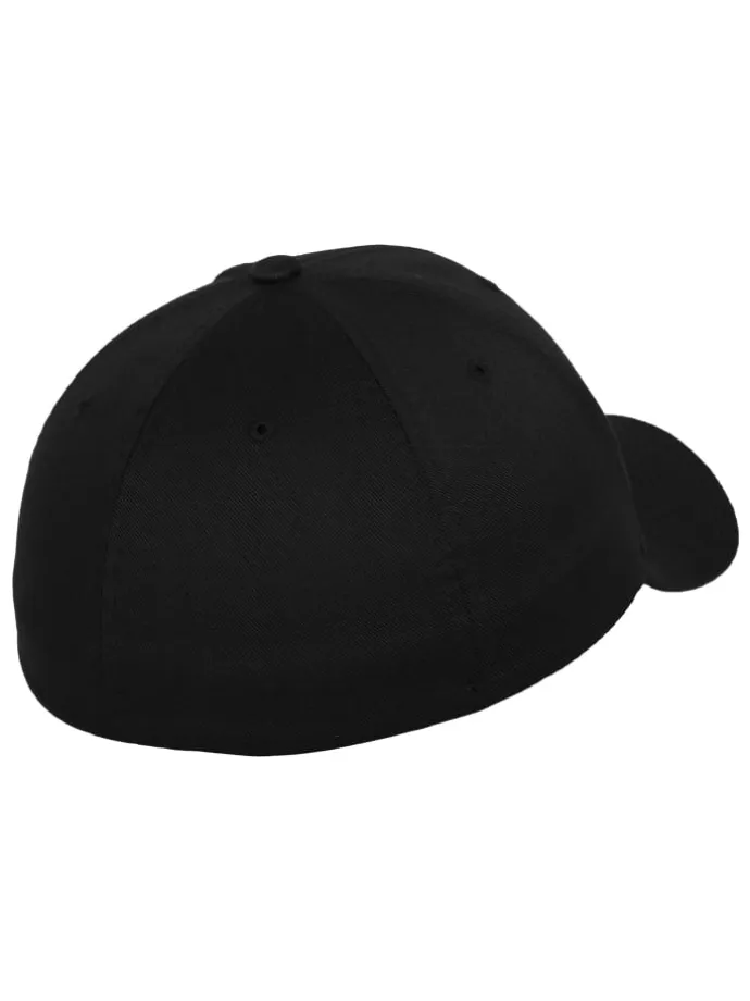 Flexfit Unisex Flexfit Combed in black