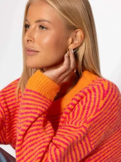 Gestreifter Pullover in Orange