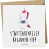 Gutschein Städtereise Abenteuerbeginn mit Spruch in Weiß