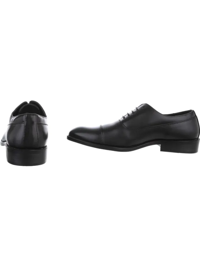 Halbschuh in Schwarz