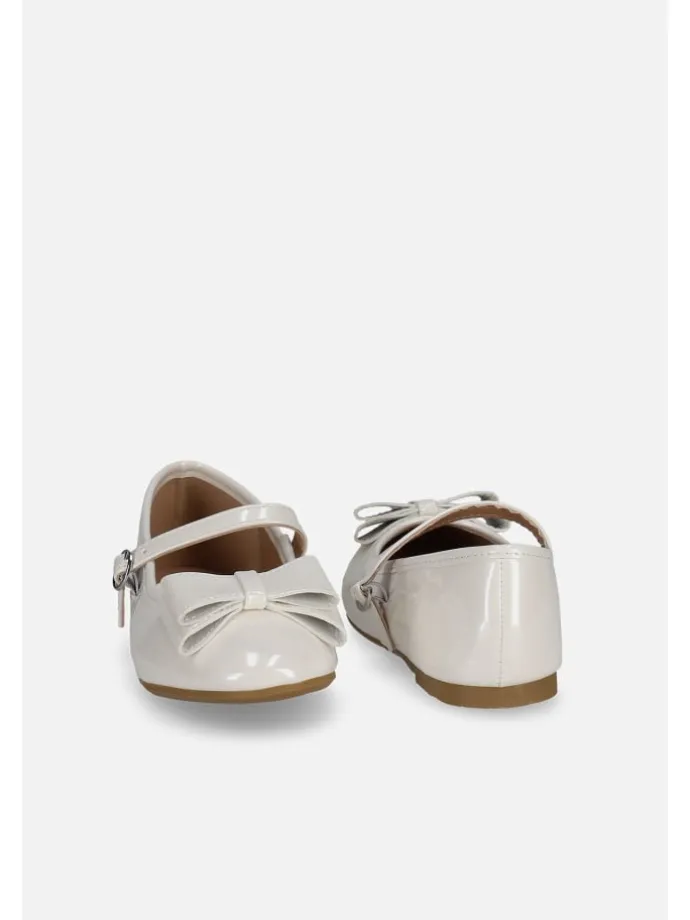 Halbschuhe in weiß