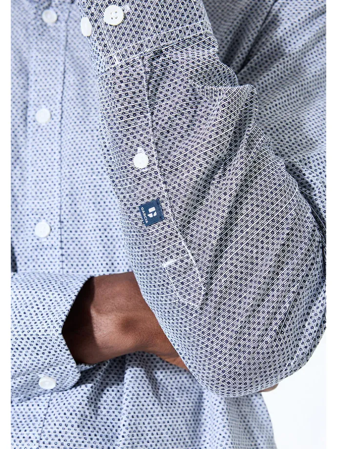 Hemd in Hellblau
