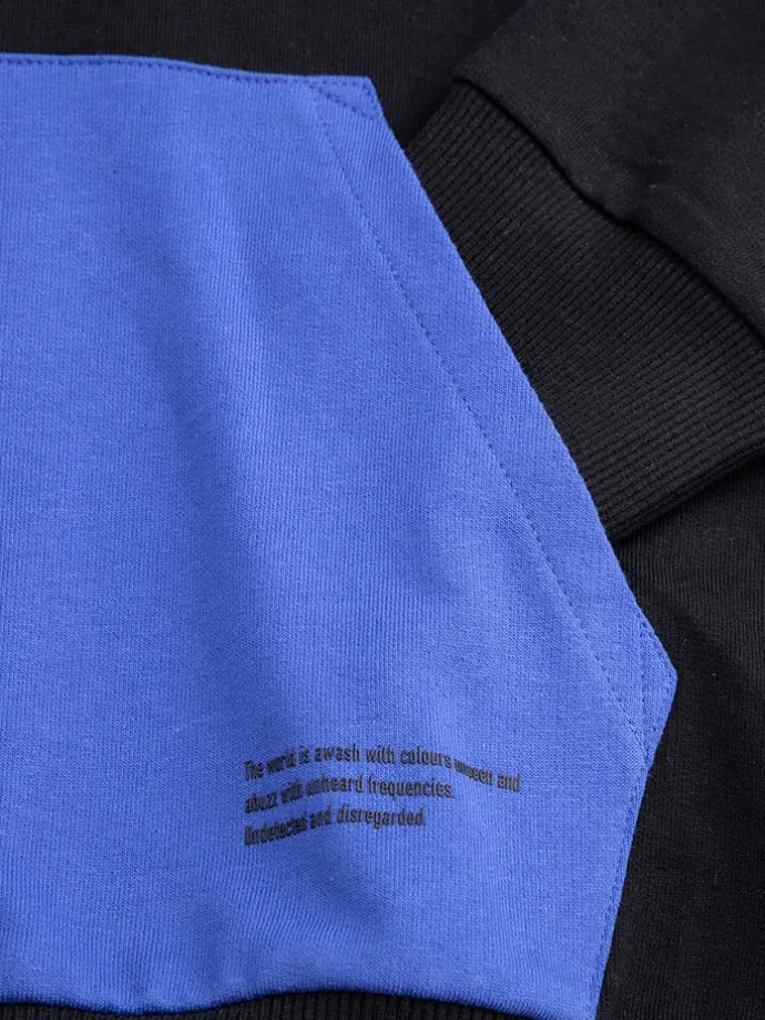 Hoodie in Schwarz/ Grau/ Blau