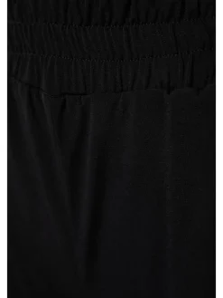 Hose in Schwarz