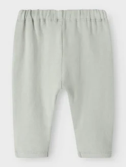 Hose in Türkis