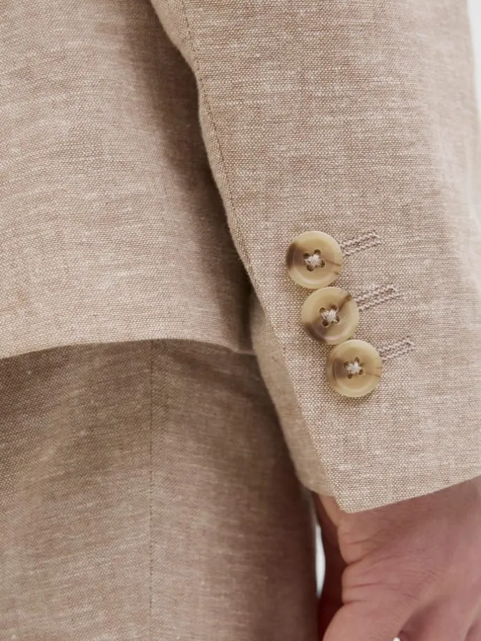 Hybrid Blazer in Beige
