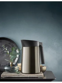 Isolierkanne ''Kineo'' in Schwarz - 600 ml