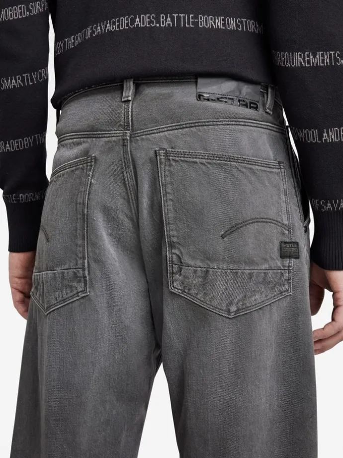 Jeans - Tapered fit- in Hellgrau