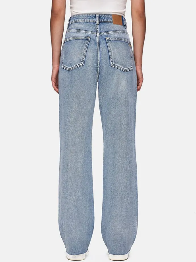 Jeans "Danica" - Comfort fit - in Hellblau