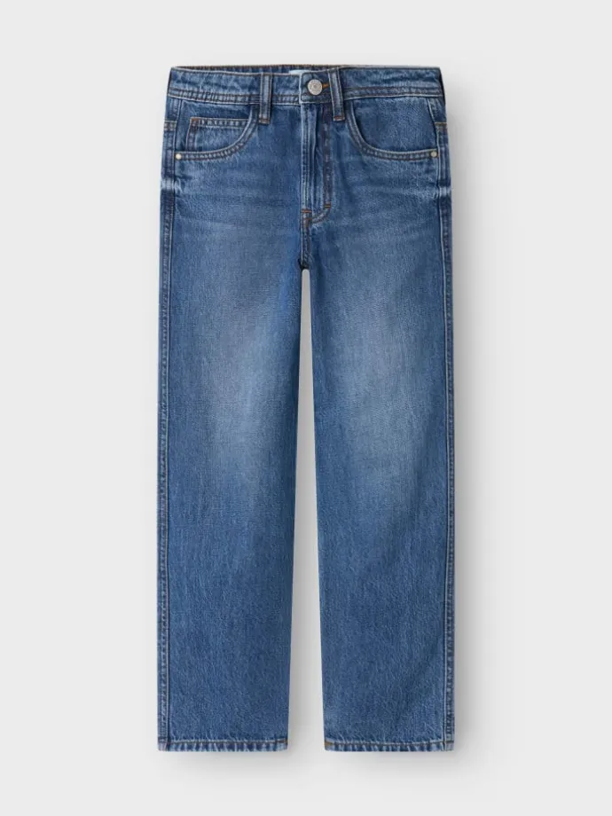 Jeans in Medium Blue Denim