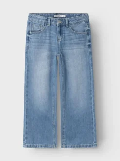 Jeans in Medium Blue Denim