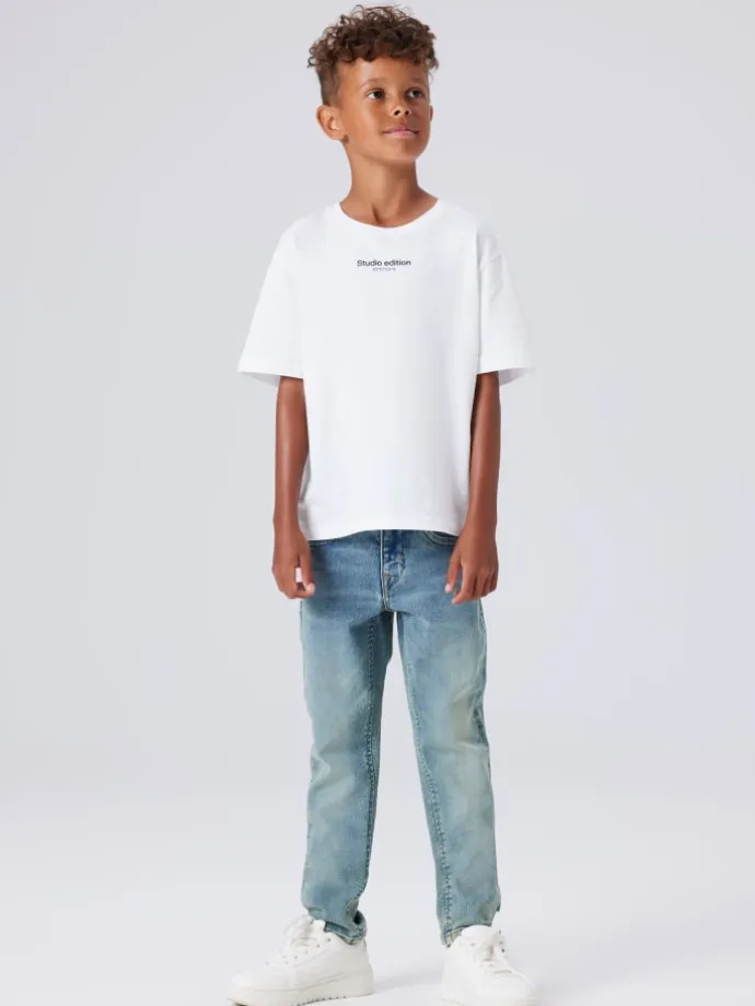Jeans in Vintage Medium Blue Denim