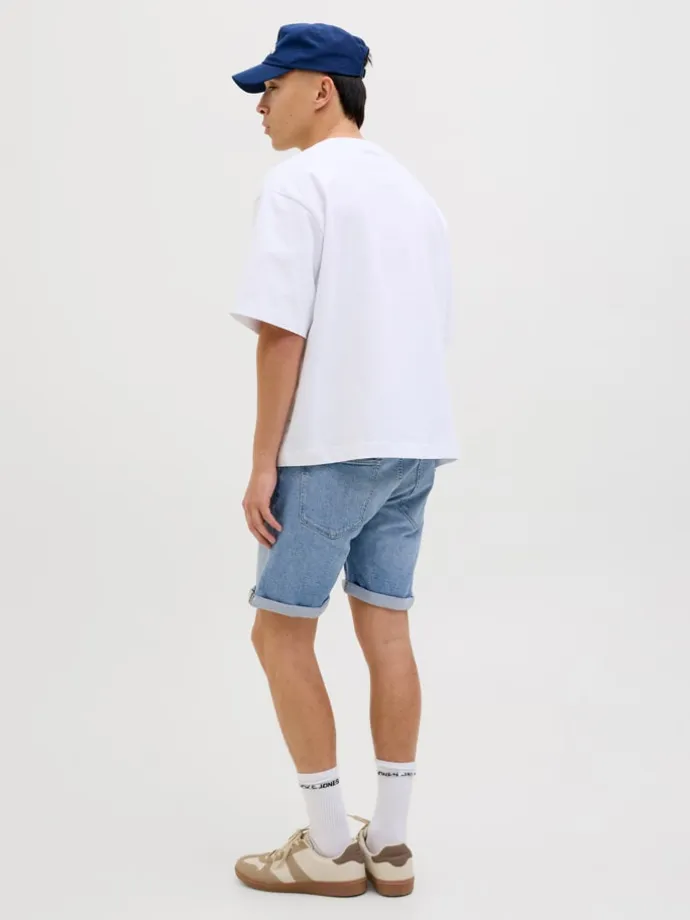Jeans-Shorts in Hellblau