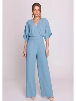 Jumpsuit in Hellblau