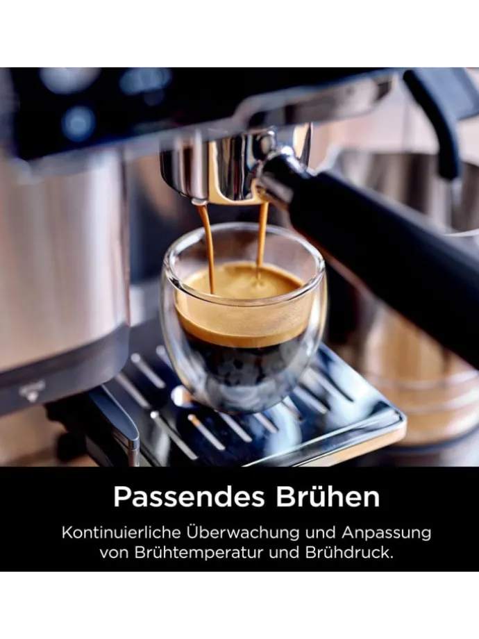 Kaffeevollautomat Luxe Café Essential ES501EU in silber