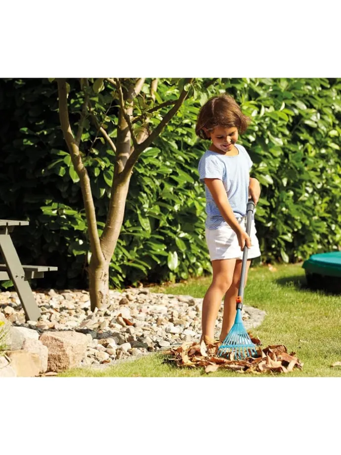 Kinder Gartenwerkzeug GARDENA Drahtbesen, Metall, 88,5cm in mehrfarbig