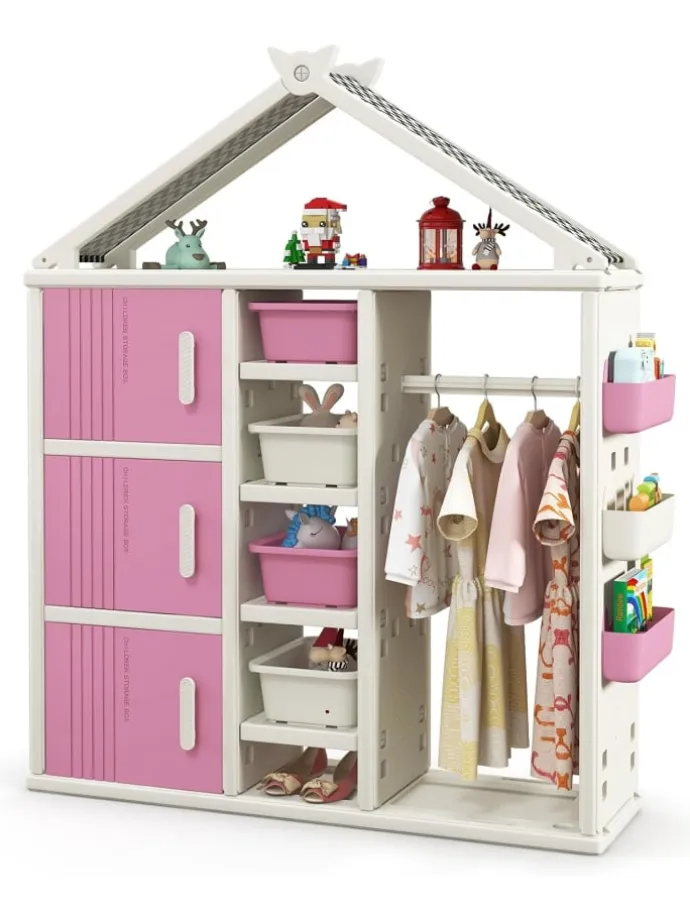 Kinderregal in Hausform mit Kleiderstange in Rosa